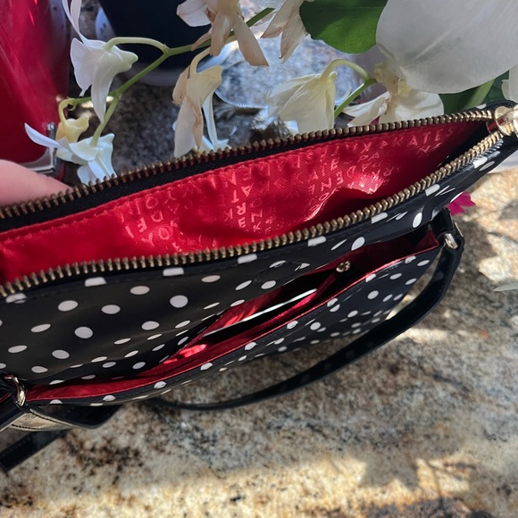 Kate spade Crossbody bag. Never used. - Picture 4 of 7